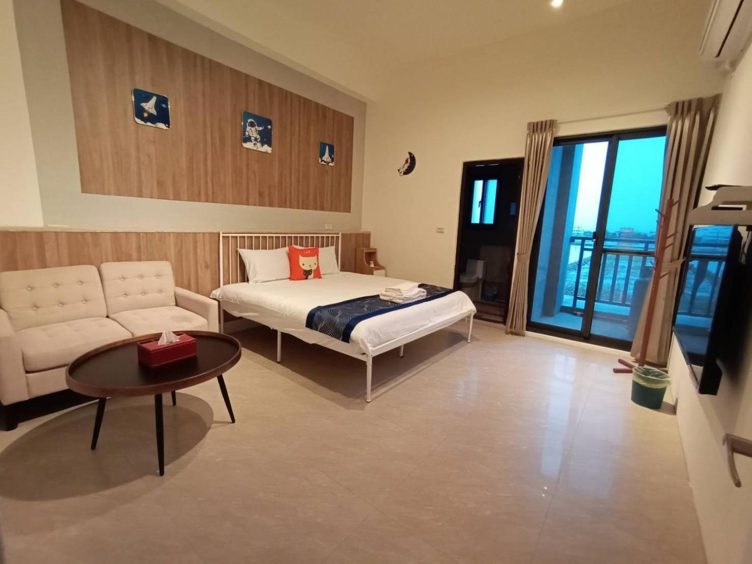 Namek Guesthouse Luodong Extérieur photo