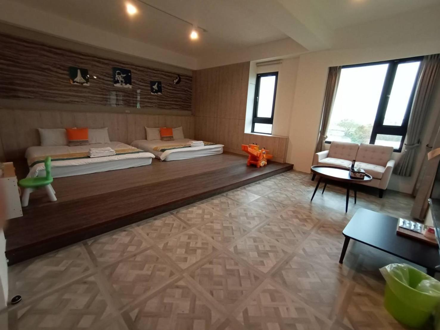 Namek Guesthouse Luodong Extérieur photo